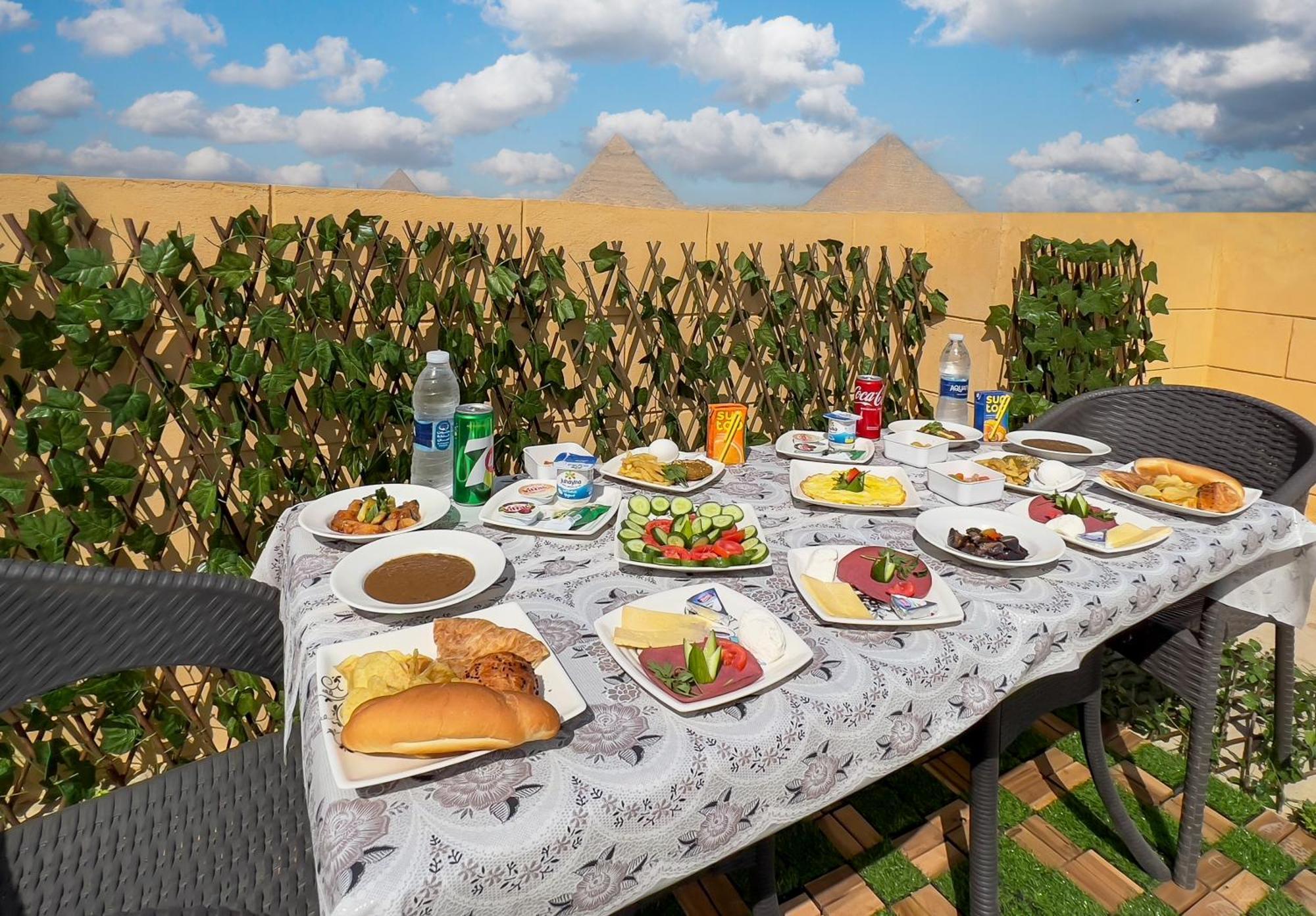 Alaskapyramidsview Kafret el-Gabal Exteriér fotografie